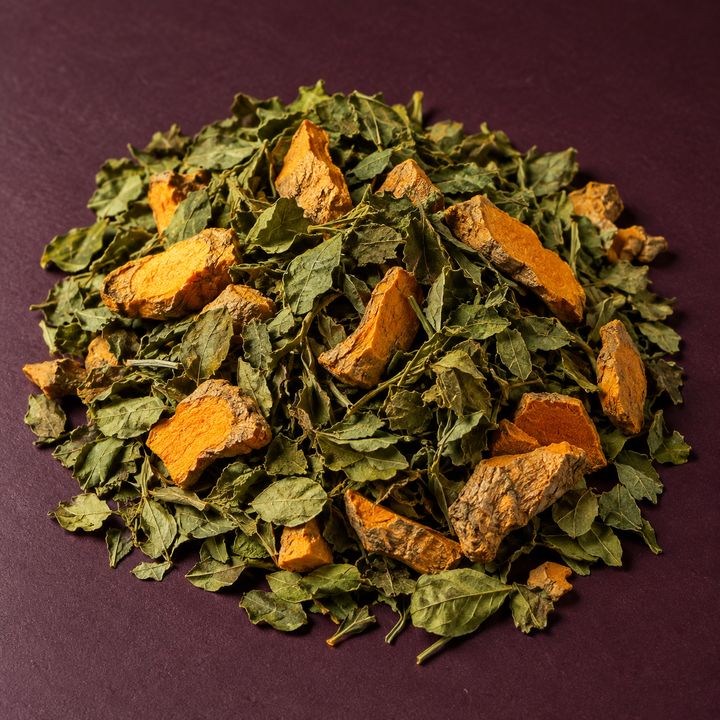 Illustrative ingredients for Moringa Leaf + Dried Haldi